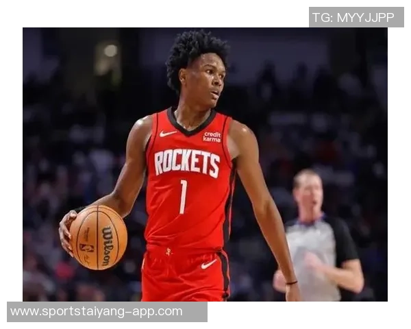 莫布里展现全能进攻能力精准外线三分助力球队再创佳绩 莫布里展现全能进攻能力精准外线三分助力球队再创佳绩